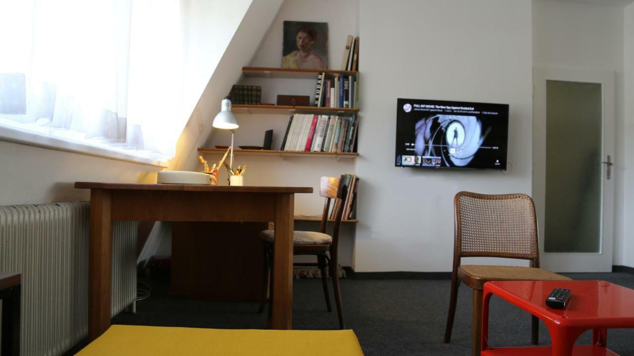 Gem Of Midcentury Design Lägenhet Wien Exteriör bild