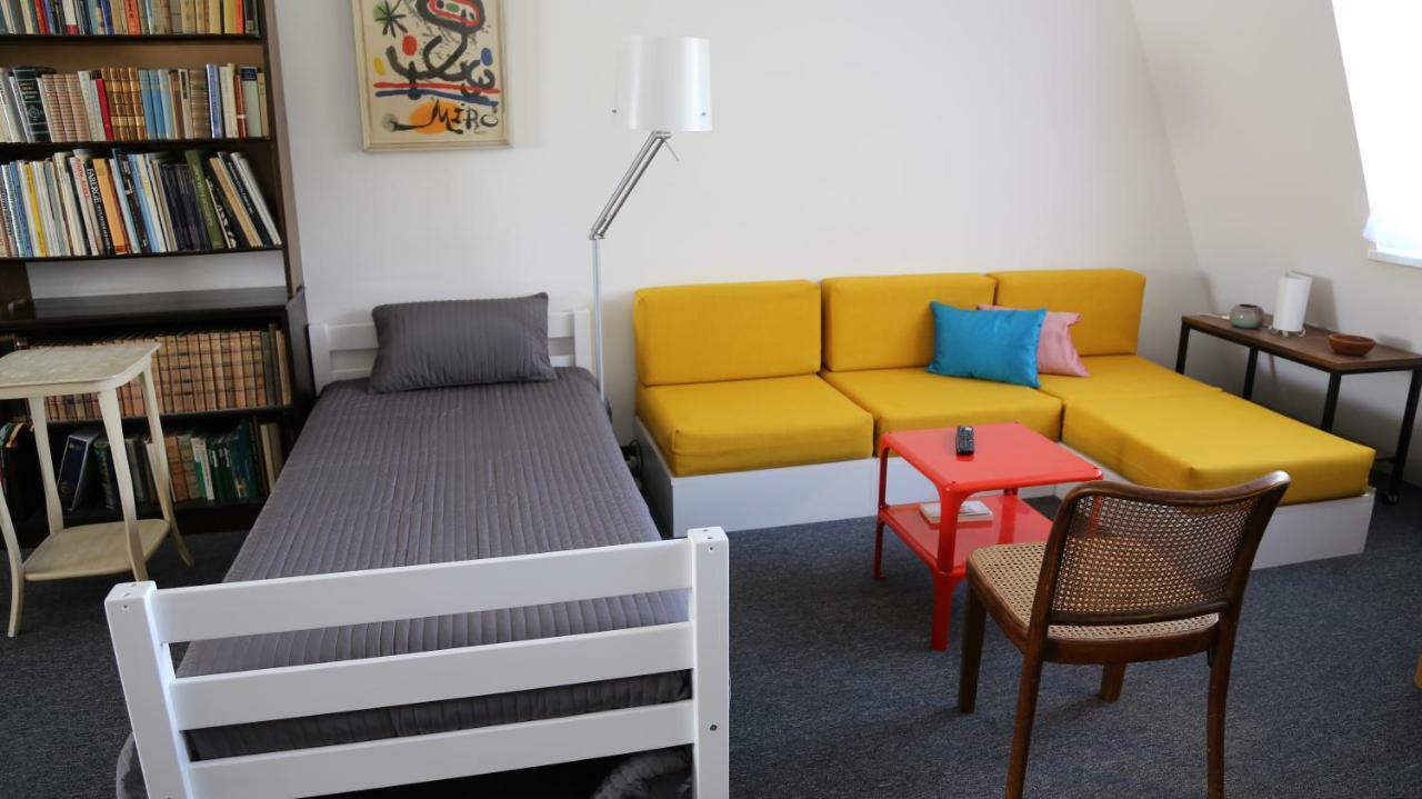Gem Of Midcentury Design Lägenhet Wien Exteriör bild